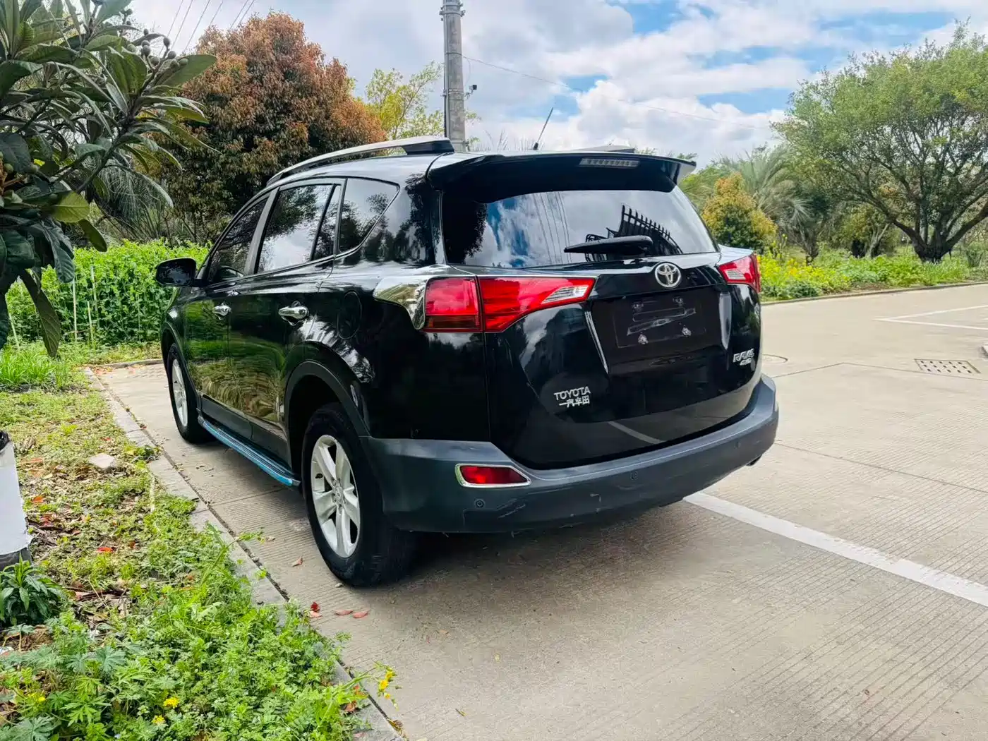 Toyota RAV4 Rongfang 2013 2.5L Auto 4WD Elite фото 3