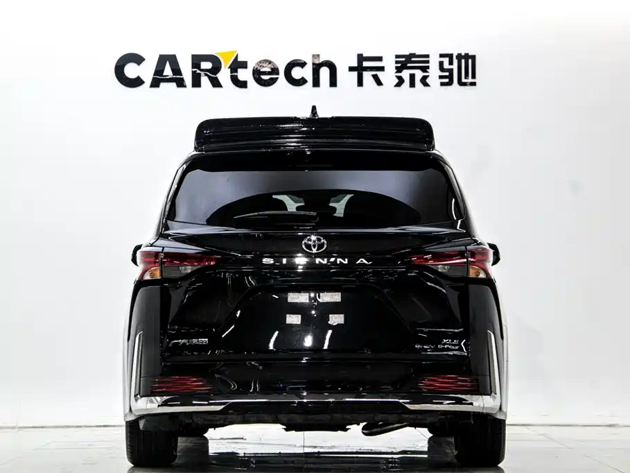 Toyota Sienna 2026 2.5L Hybrid AWD Luxury Edition фото 6