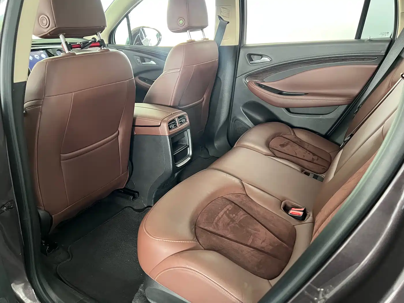 Buick Envision Plus 2017 20T FWD Elite фото 16