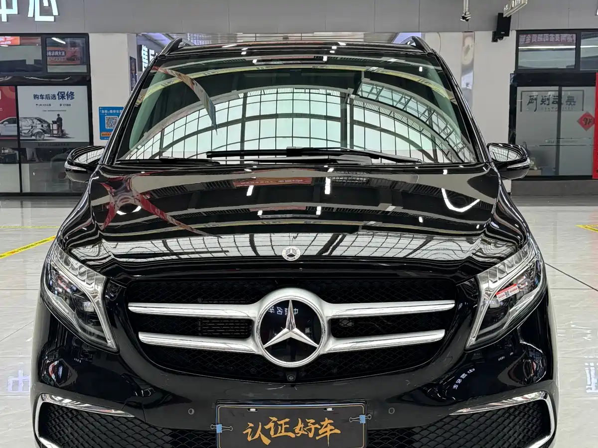 MERCEDES-BENZ V CLASS