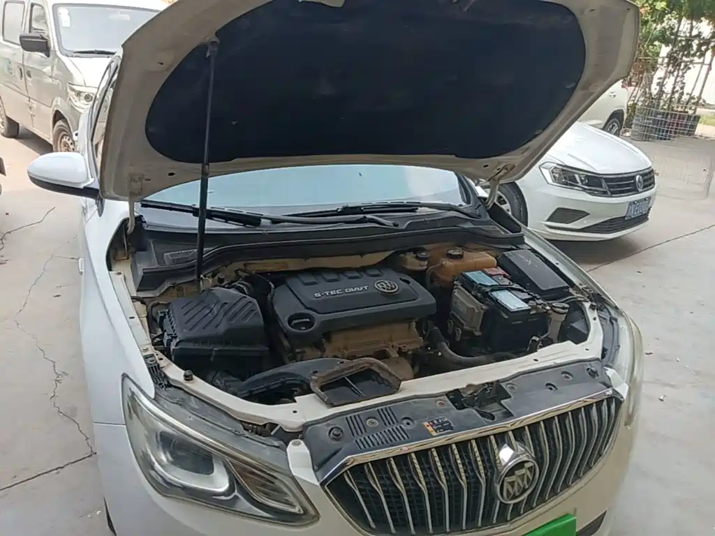 Фото 20 - Buick Excelle