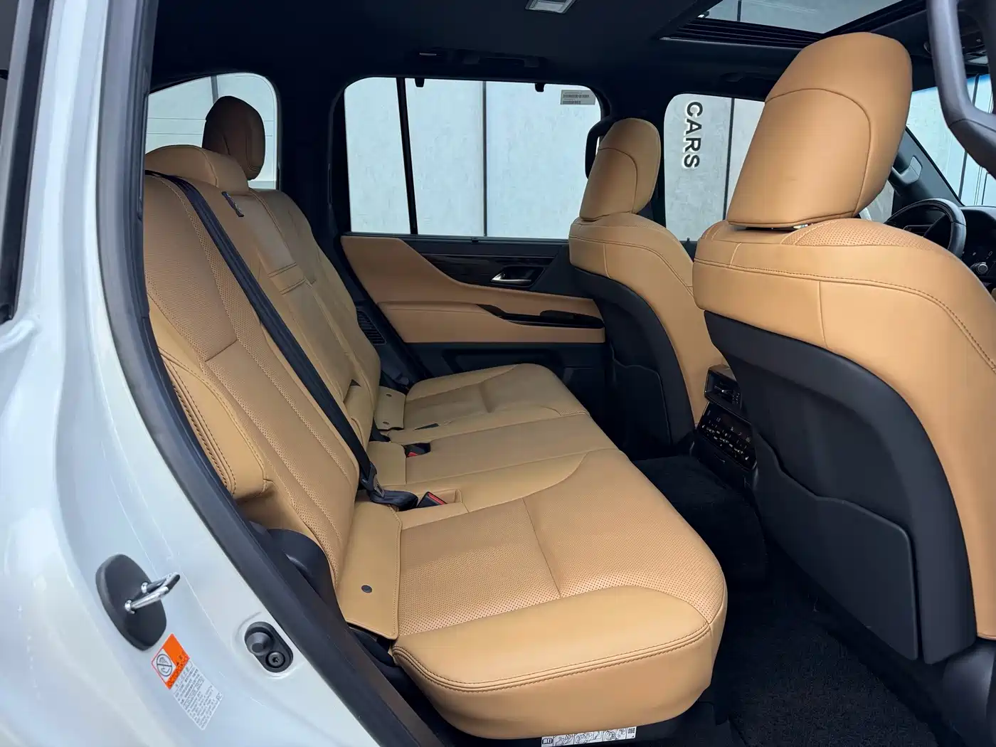 Lexus LX 2025 2025 700h Leading Edition
