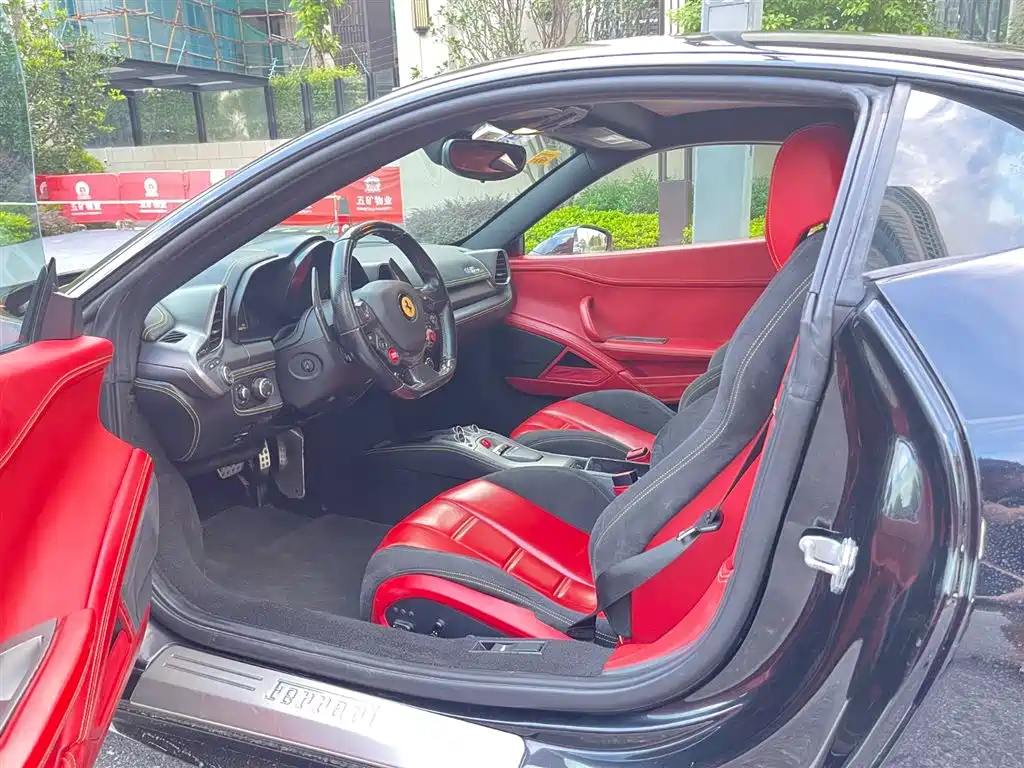 Ferrari 458 2013 2011 4.5L Italia