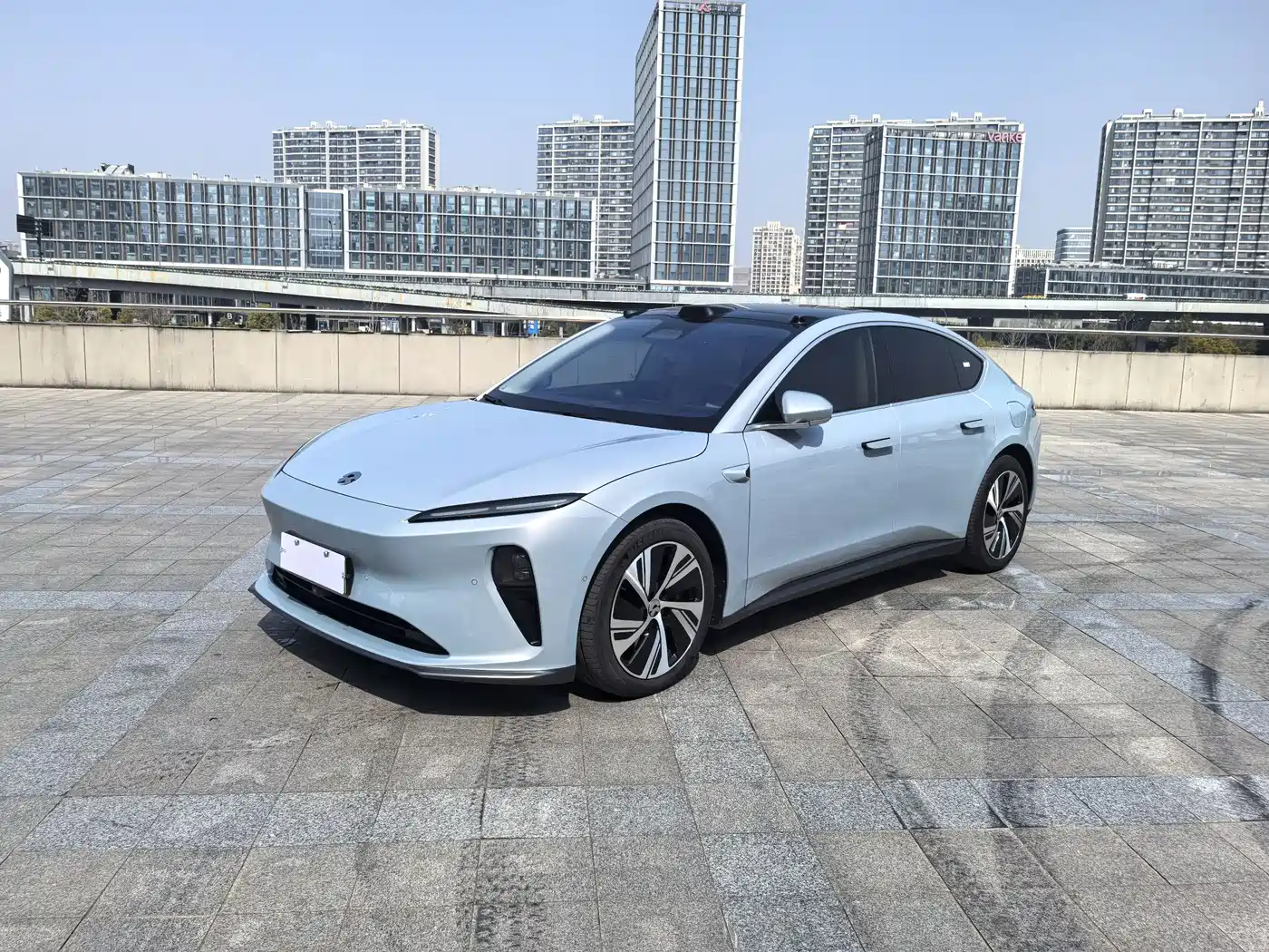 NIO NIO ET5