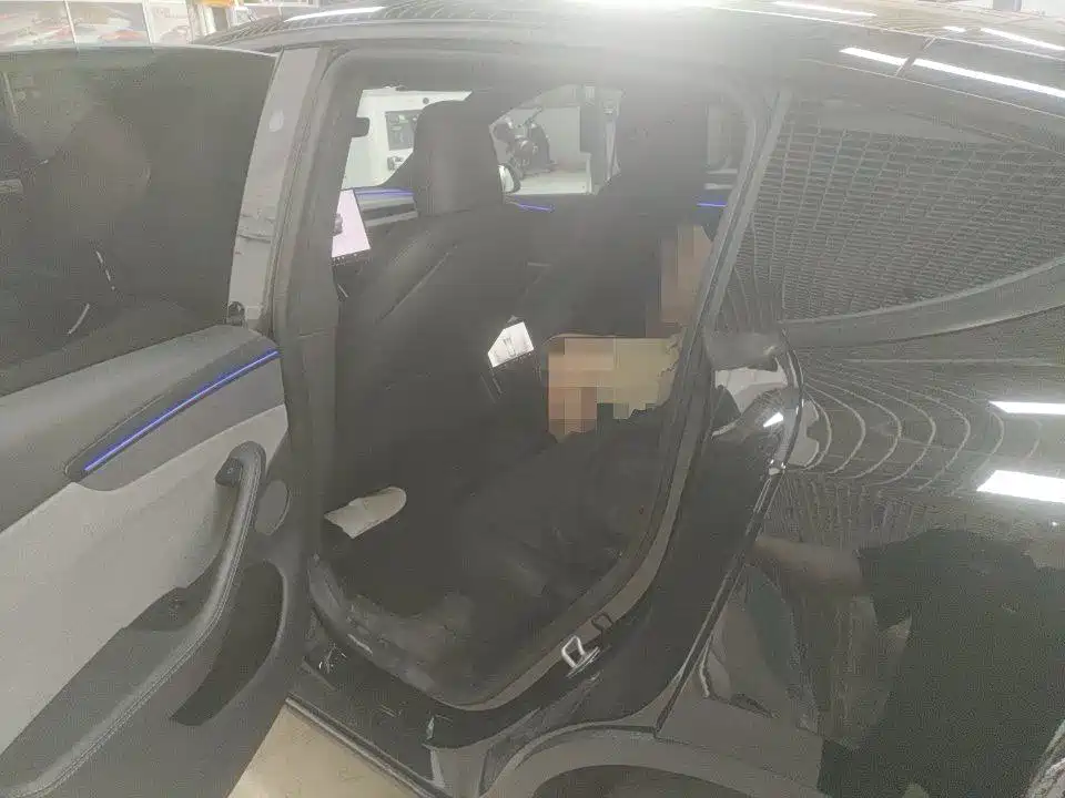 Tesla Model Y 2026 2026 Rear-Wheel Drive