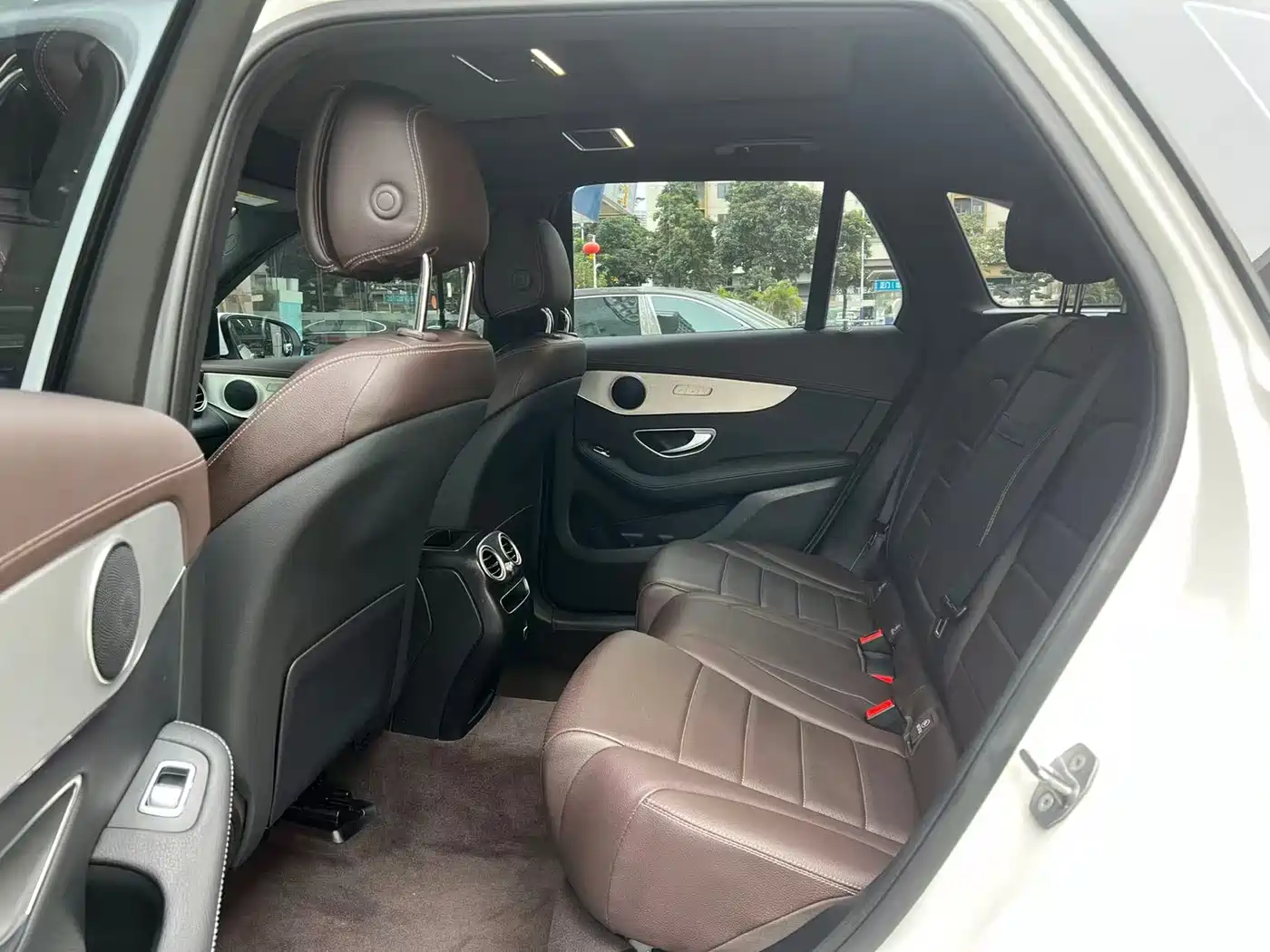 Mercedes-Benz GLC 2022 Facelift III GLC 260 L 4MATIC Dynamic фото 7