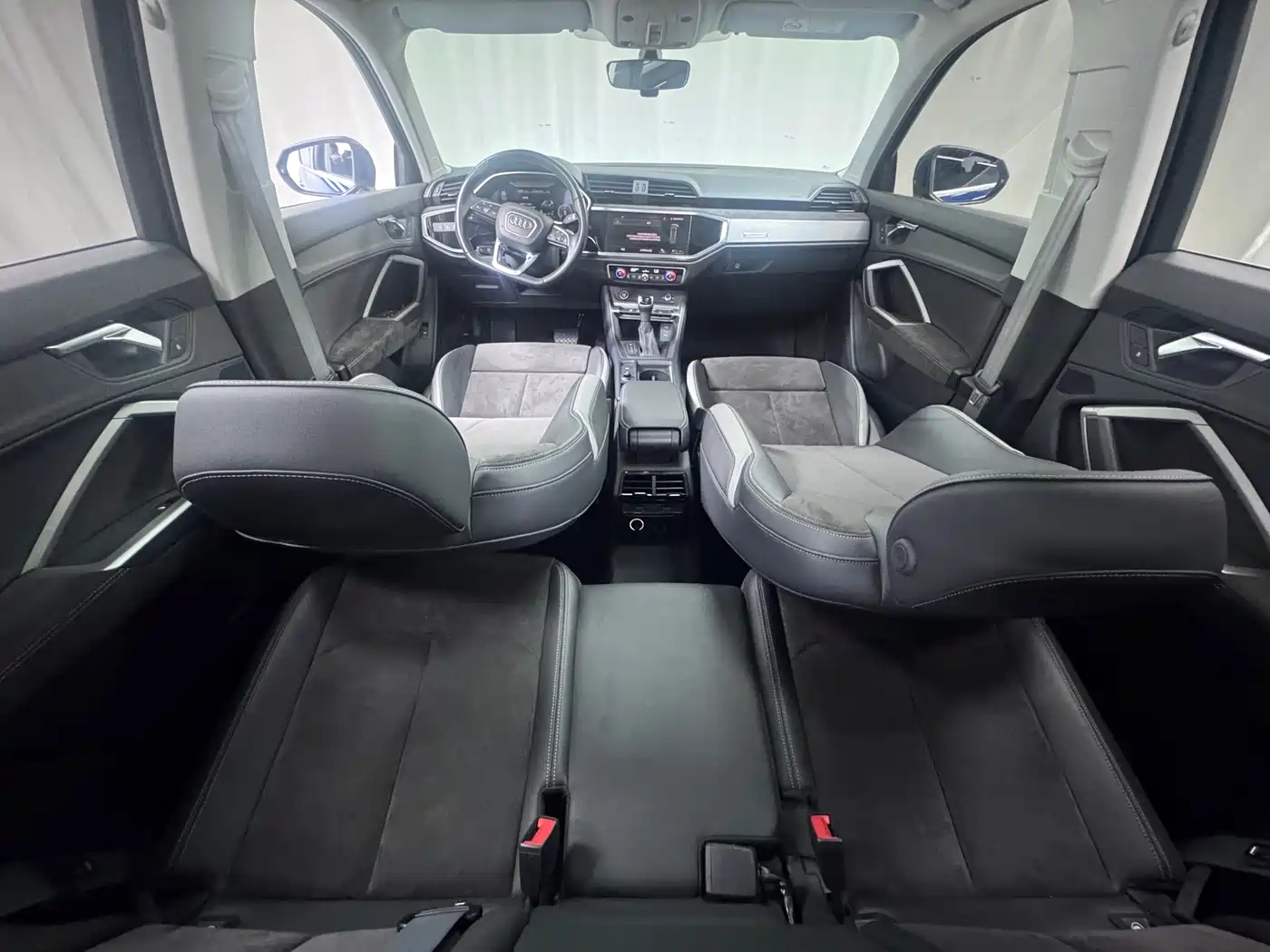 Audi Q3 2022 35 TFSI Fashion Dynamic фото 9