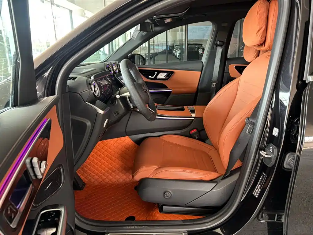 Mercedes-Benz GLC 2024 GLC 260 L 4MATIC Luxury 5-seater фото 12