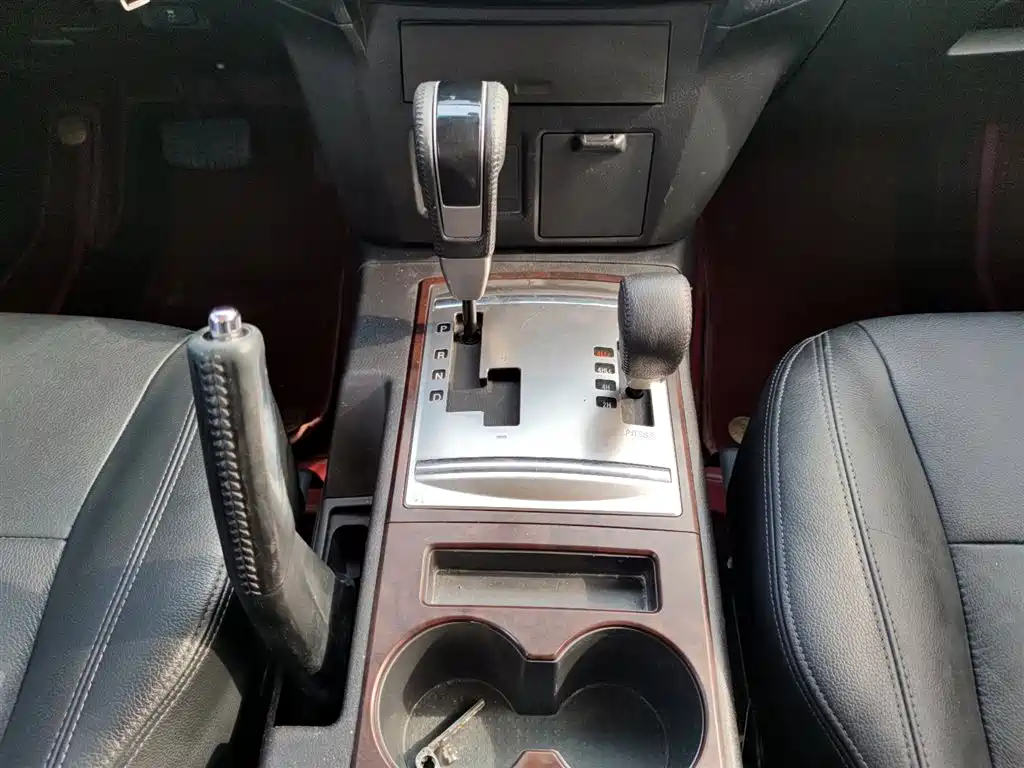 Mitsubishi Pajero (Import) 2020 Collector's Edition 3.0L Auto Premium Off-road фото 14