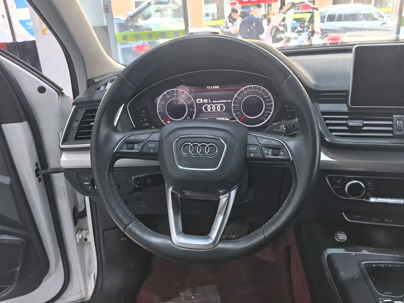 AUDI Q5L
