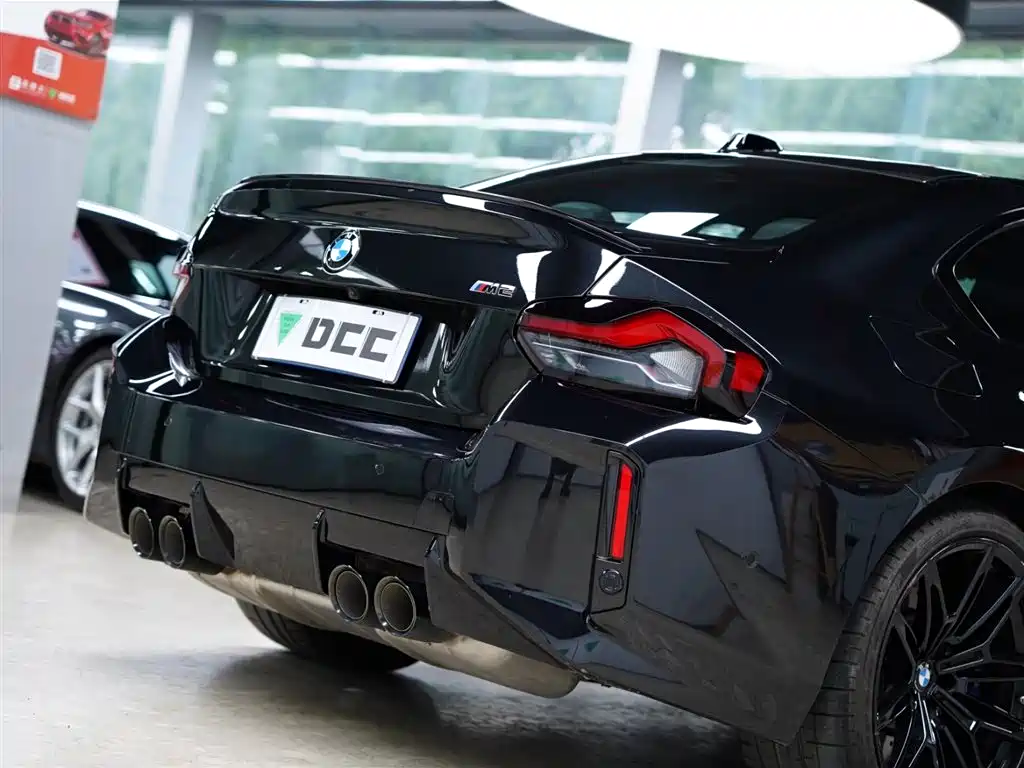 BMW M2 2024 M2 фото 6