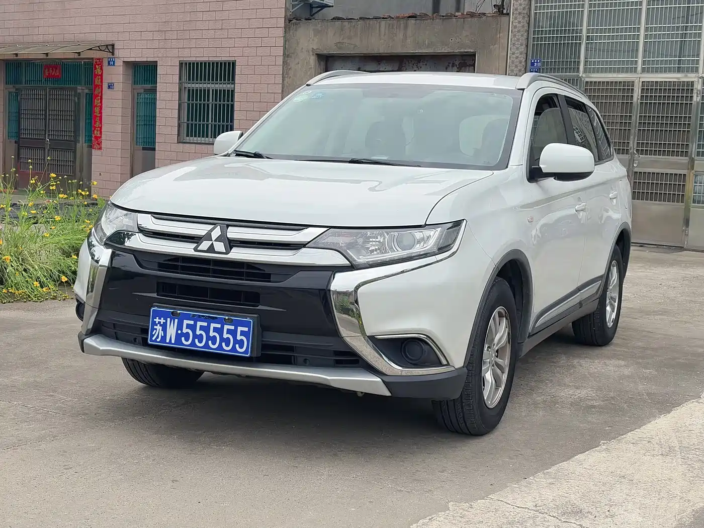 Mitsubishi Outlander 2016 2.0L 2WD Fashion Edition 5-seater