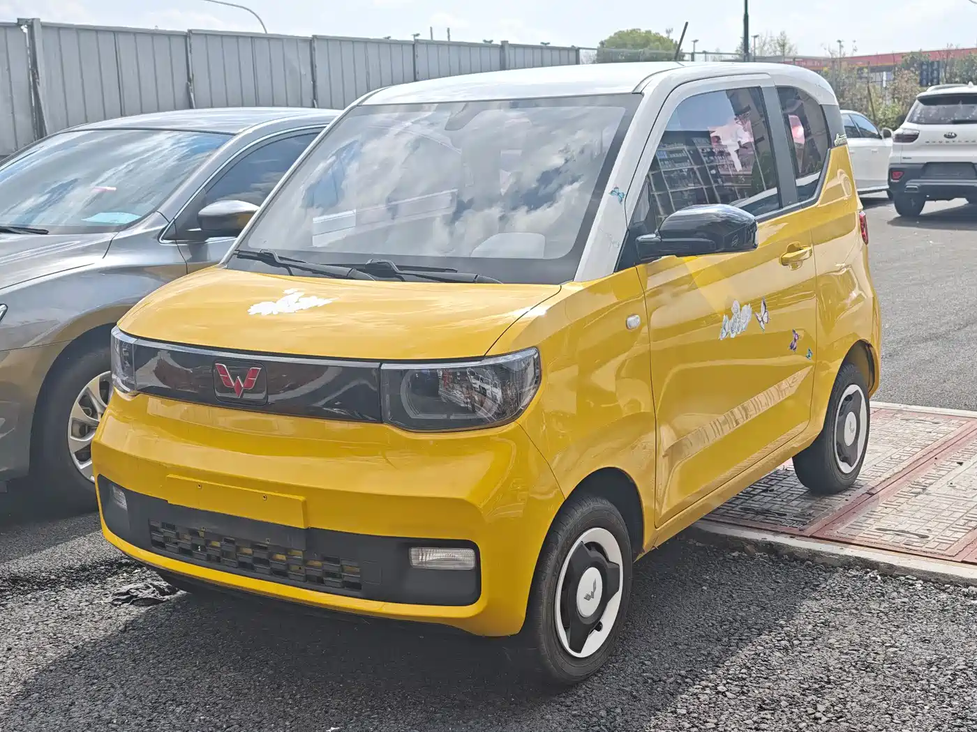 WULING AUTOMOBILE HONGGUANG MINIEV 2021