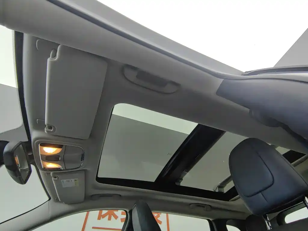 Jeep Cherokee 2021 2020 2.0L 2WD Classic Sport Edition
