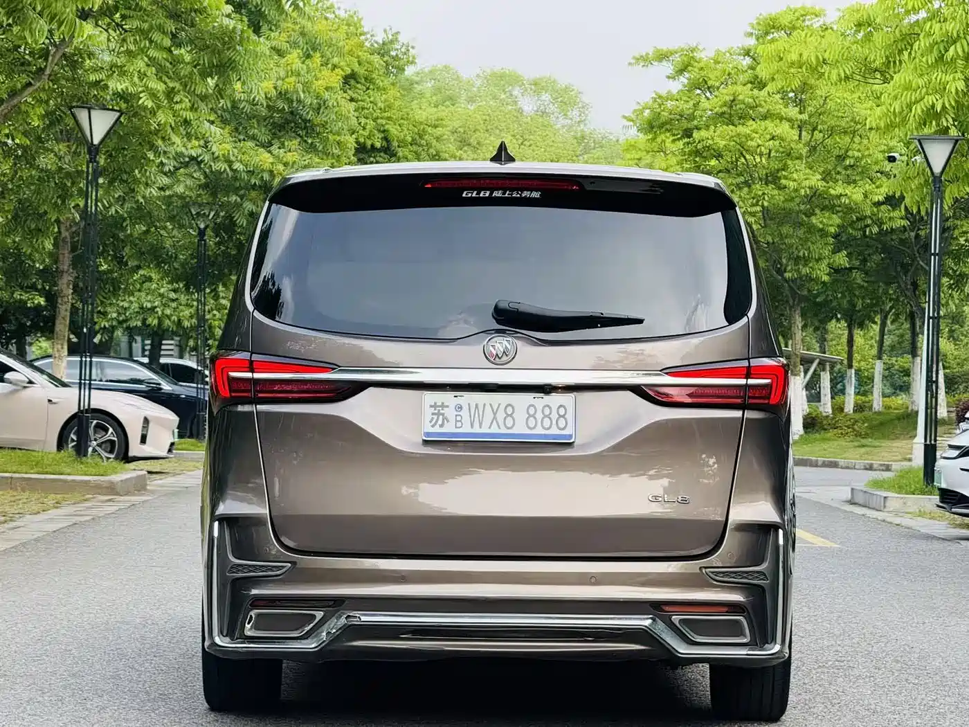 Buick GL8 2021 Land Business Class 652T Luxury фото 5