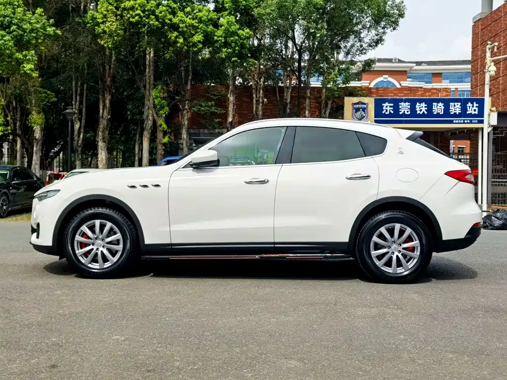 Maserati Levante 2016 2016 3.0T Standard