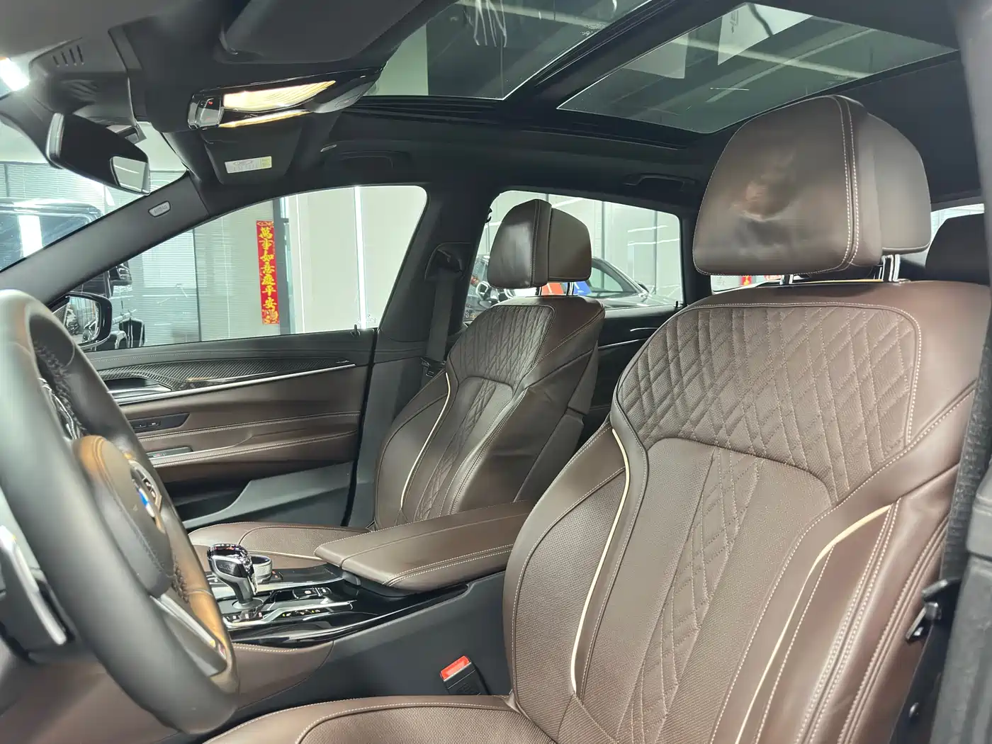 BMW 6 Series GT 2022 Model 630i M Sport Grand Tourer Edition фото 10