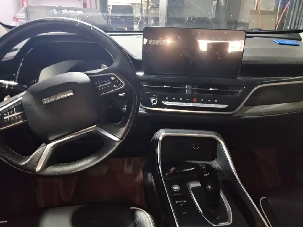 Фото 10 - Haval H6