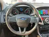 Фото 11 - Ford Focus