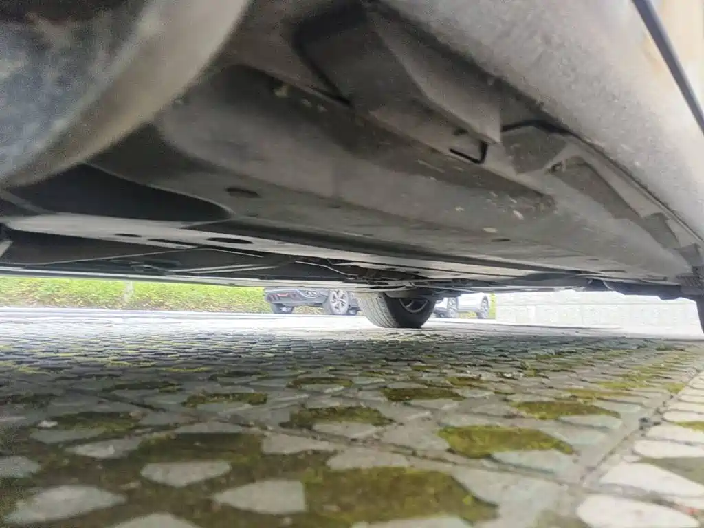 Фото 8 - Audi A6L