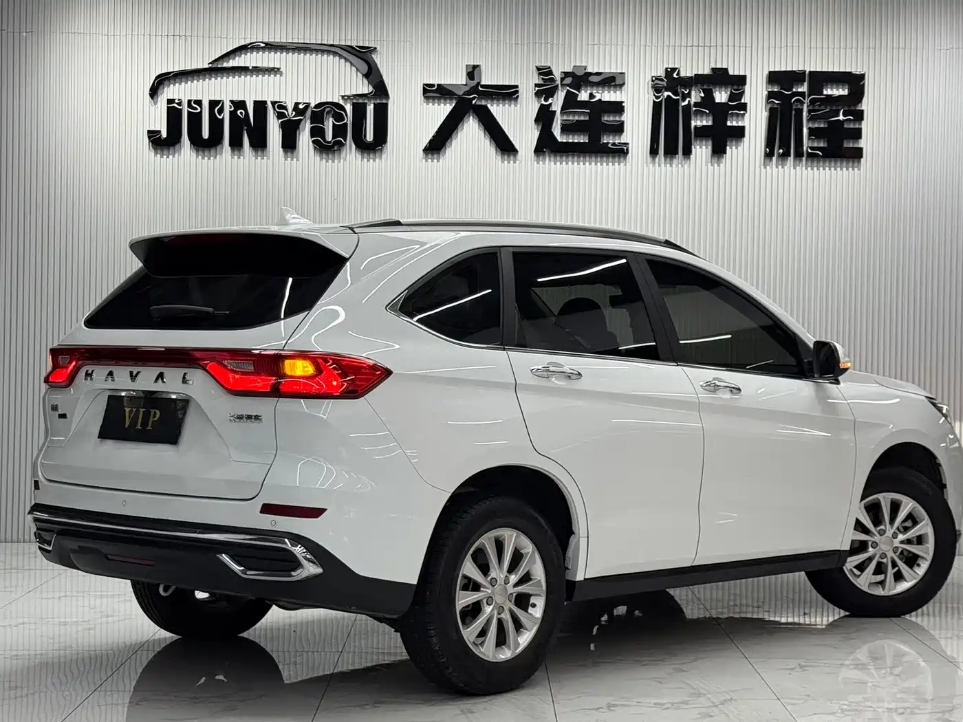 Haval M6 2024 2023 PLUS 1.5T DCT Luxury Smart Connect