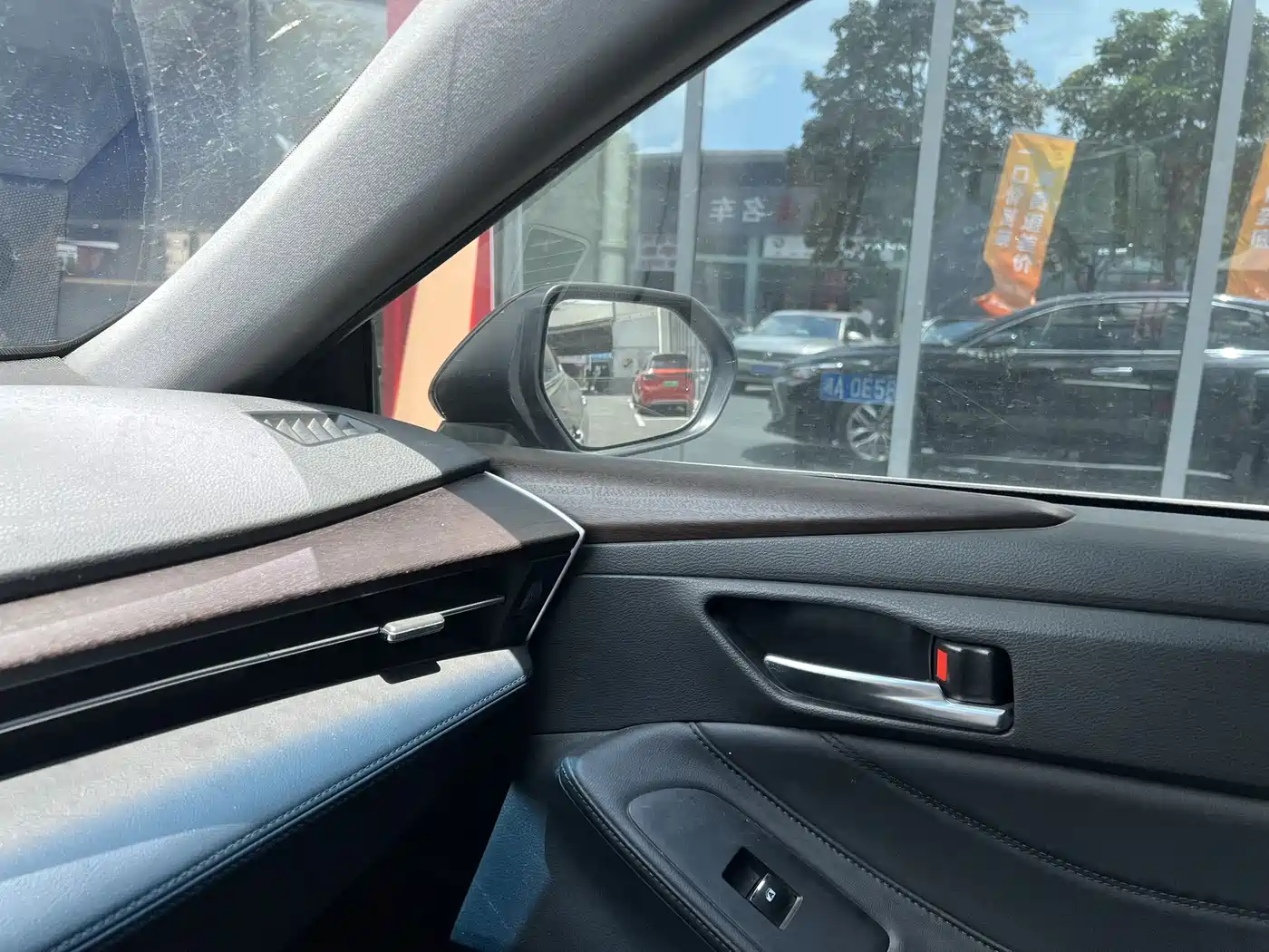 Toyota Avalon 2019 2.0L Luxury Edition (China VI) фото 6