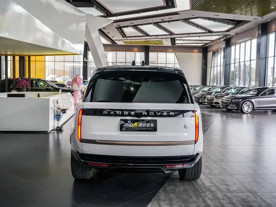 Land Rover Range Rover 2023 4.4 V8 SV Ultimate Genesis Extended Edition фото 23