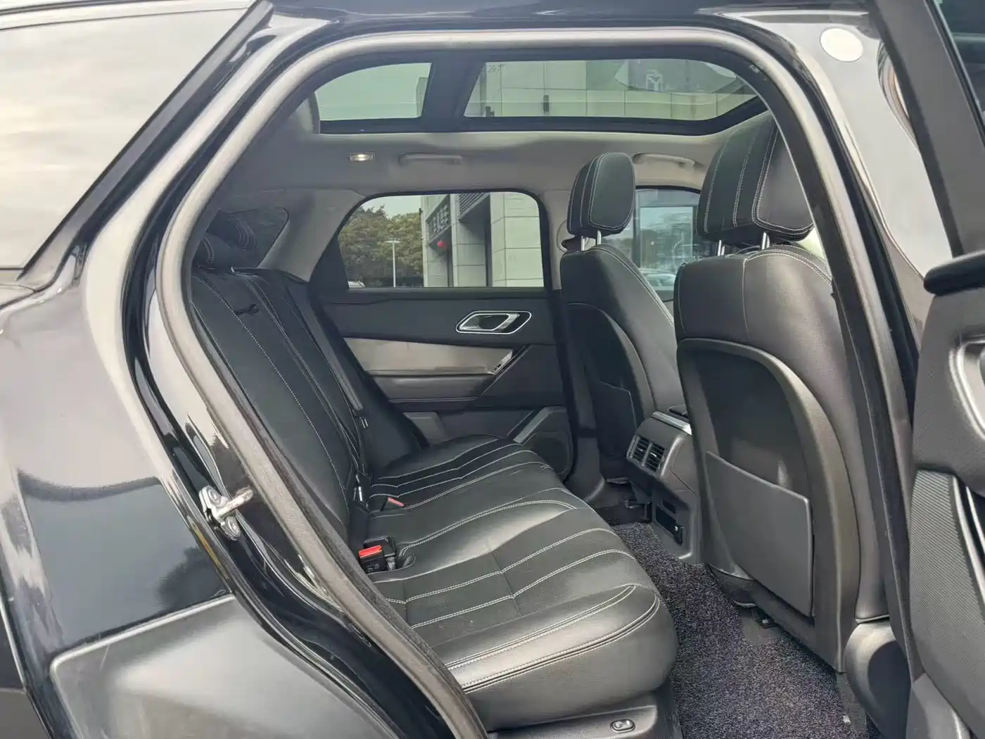 Land Rover Range Rover Velar 2017 P380 R-DYNAMIC S фото 4