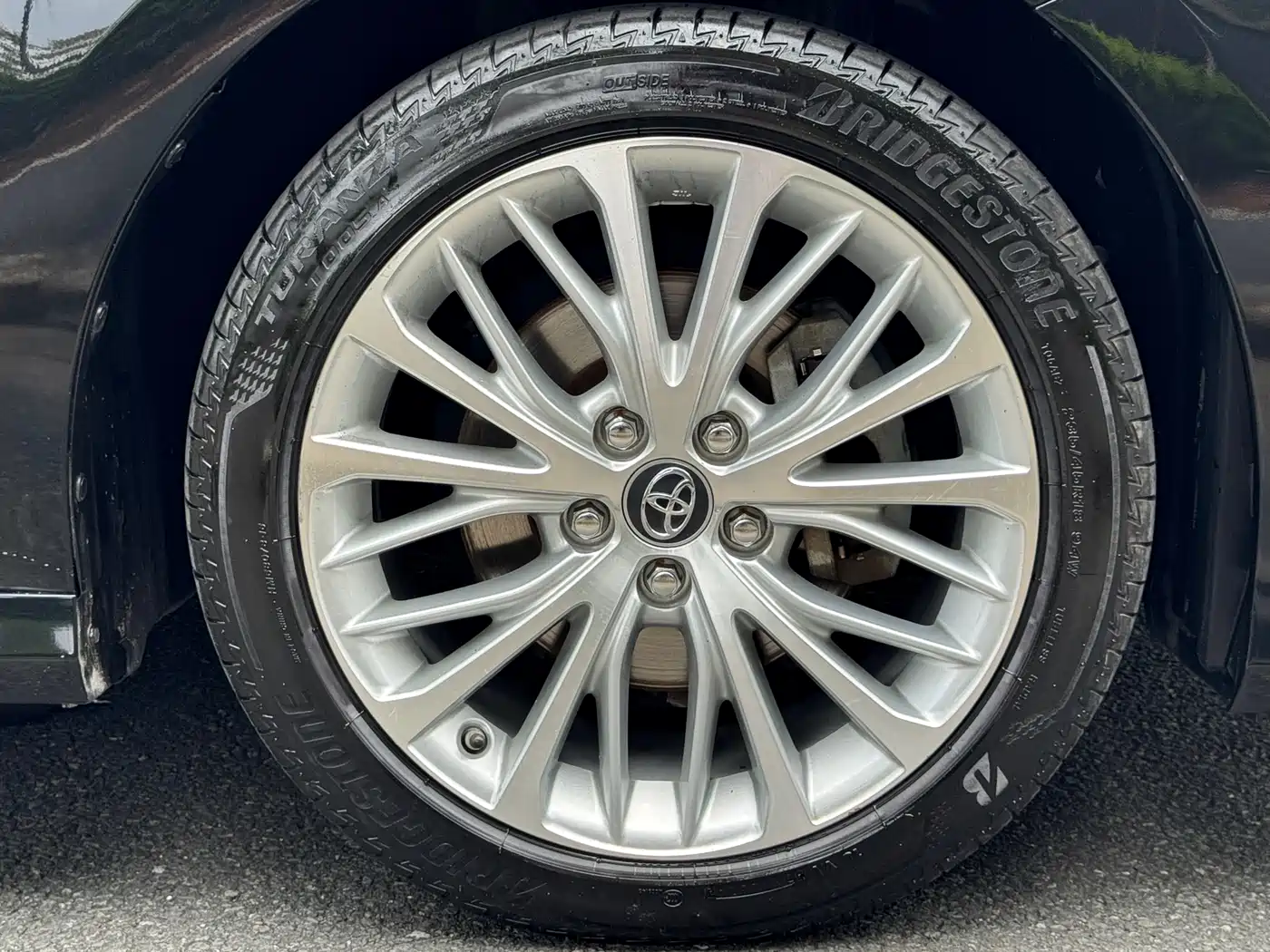 Toyota Camry 2018 2.5G Luxury Edition фото 17