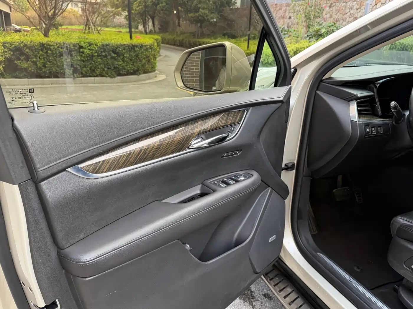 Cadillac XT5 2016 25T Luxury Model фото 14
