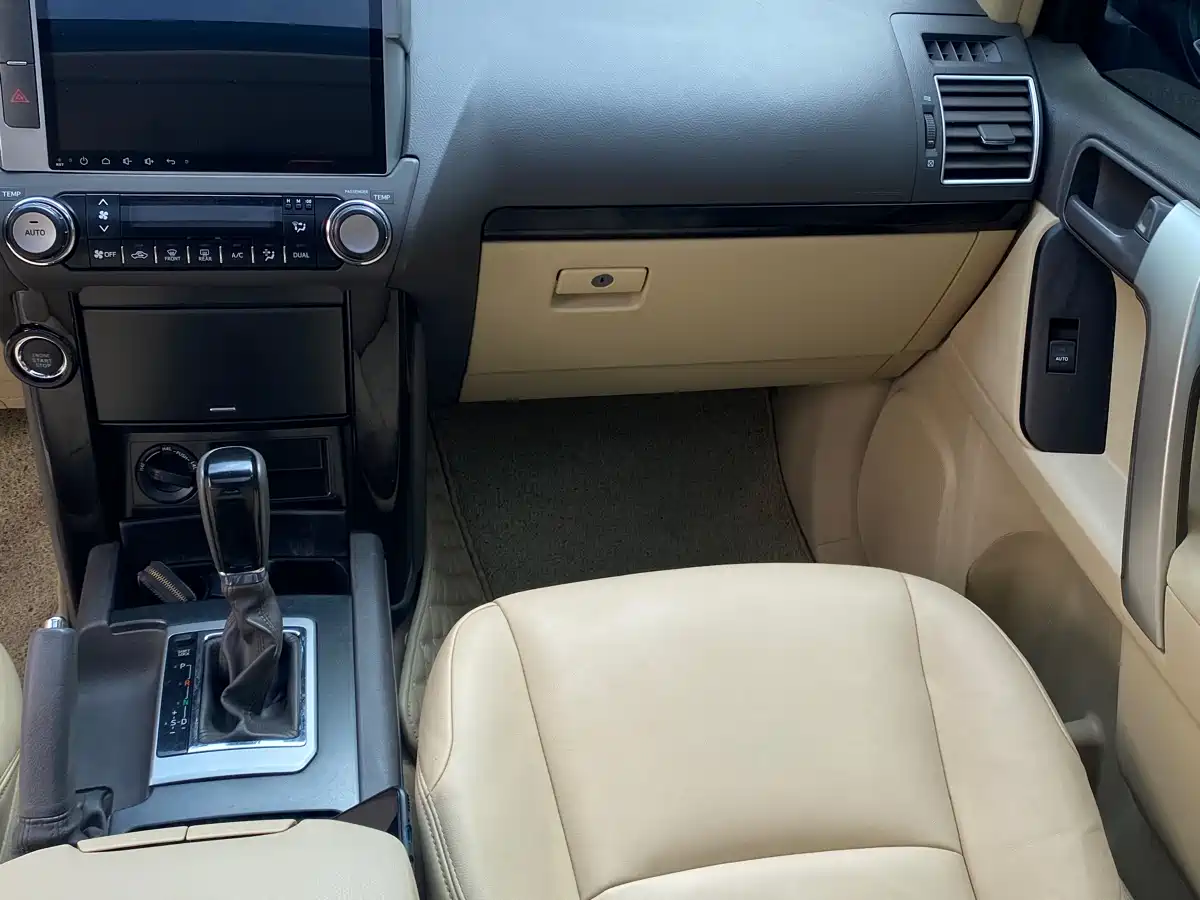 Toyota Prado 2016 2.7L Auto Standard Edition фото 11