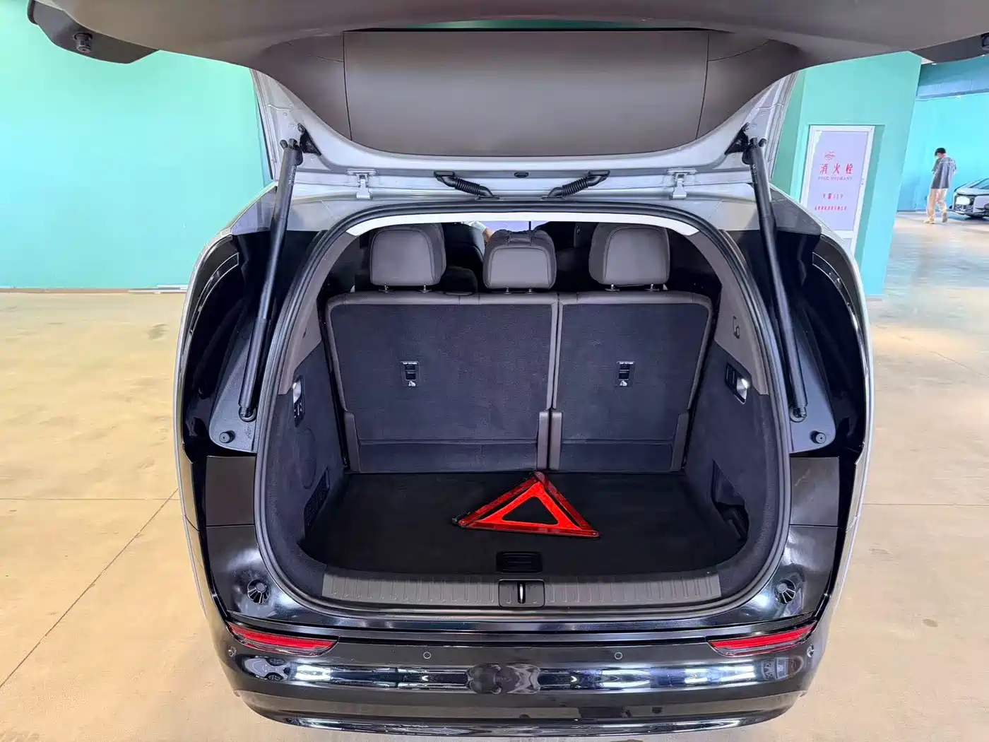 Li Auto MEGA 2024 2024 Ultra