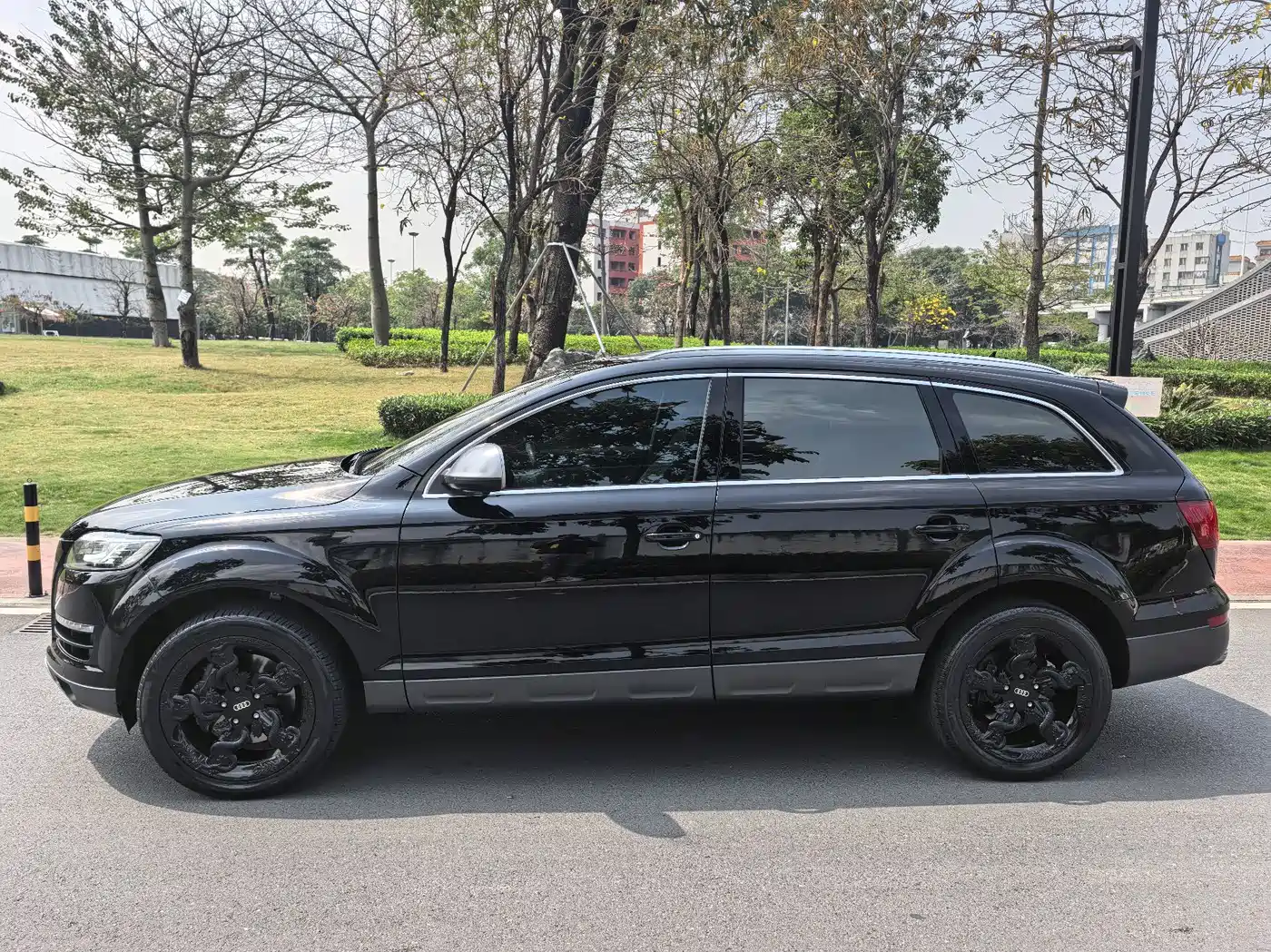 Audi Q7 2015 40 TFSI Classic Edition фото 5