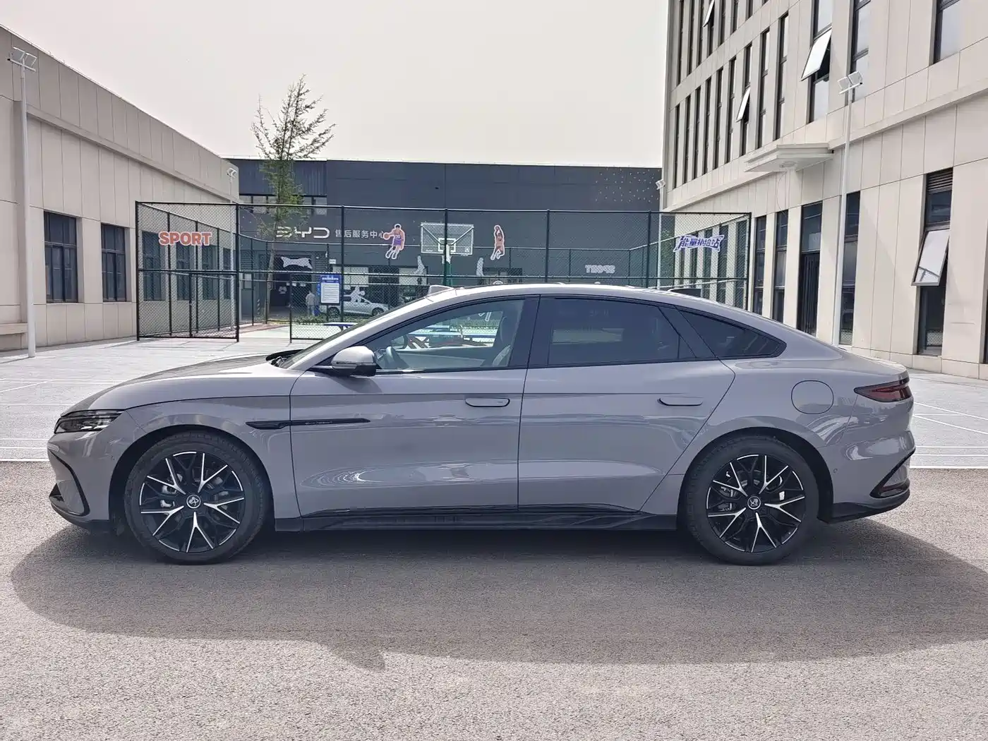 BYD Han 2025 DM-i Smart Driving Edition 125KM LiDAR Flagship фото 5