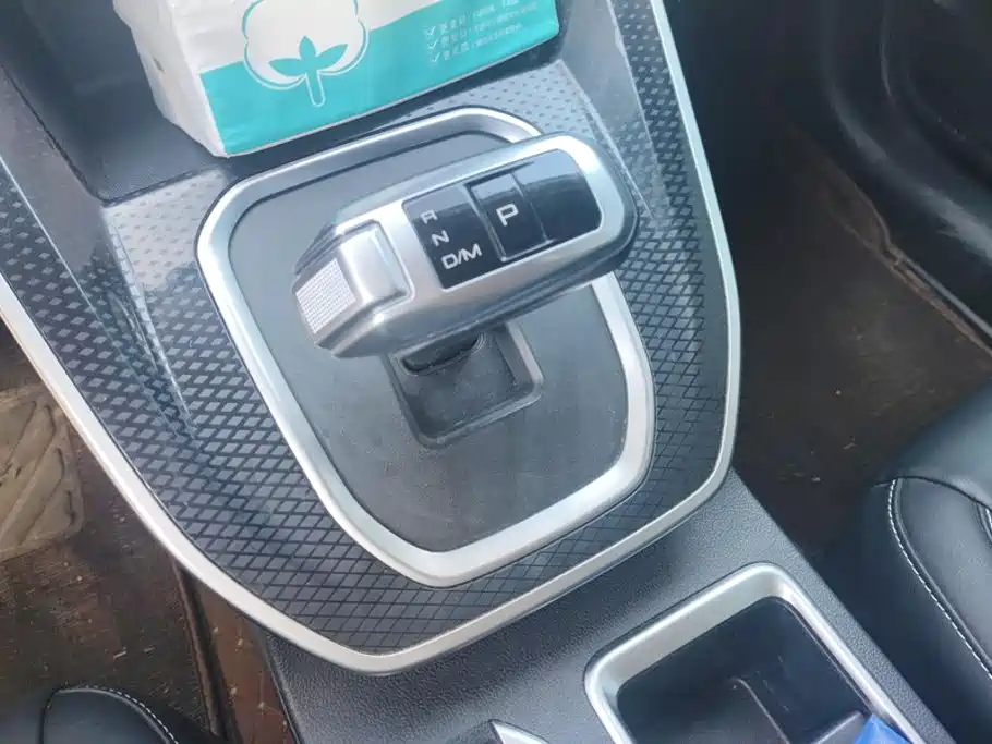 Haval M6 2024 2023 PLUS 1.5T DCT Luxury Smart Connect