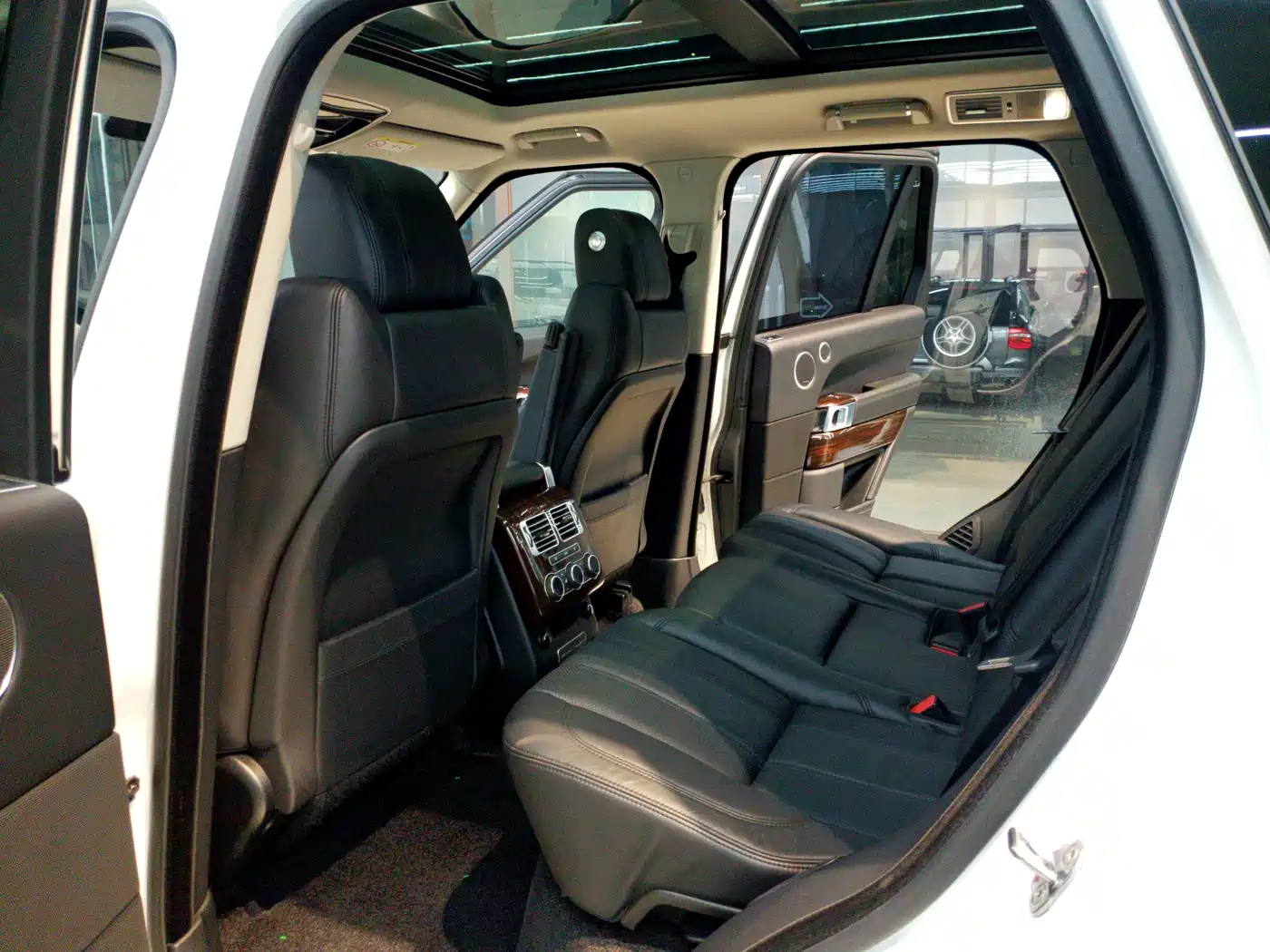 Land Rover Range Rover 2016 3.0 SC V6 Vogue фото 9