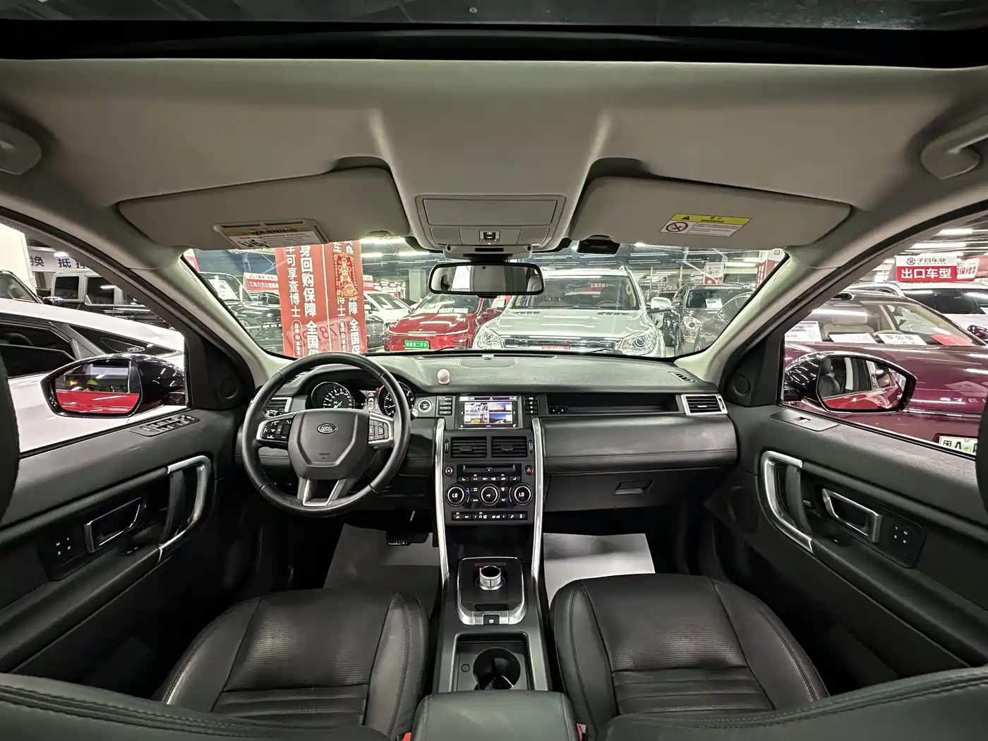 Land Rover Discovery Sport (Import) 2015 2.0T HSE Luxury фото 24