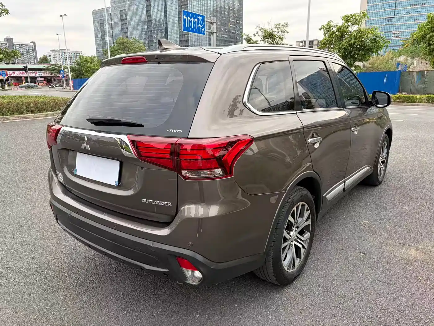 Mitsubishi Outlander 2018 2.4L 4WD Elite Edition 5-seater фото 6