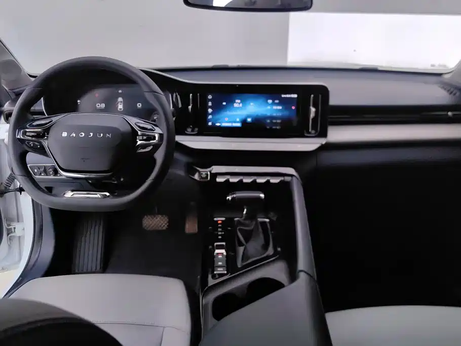 Baojun RC-5 2022 2020 1.5T CVT Intelligent Prestige Edition