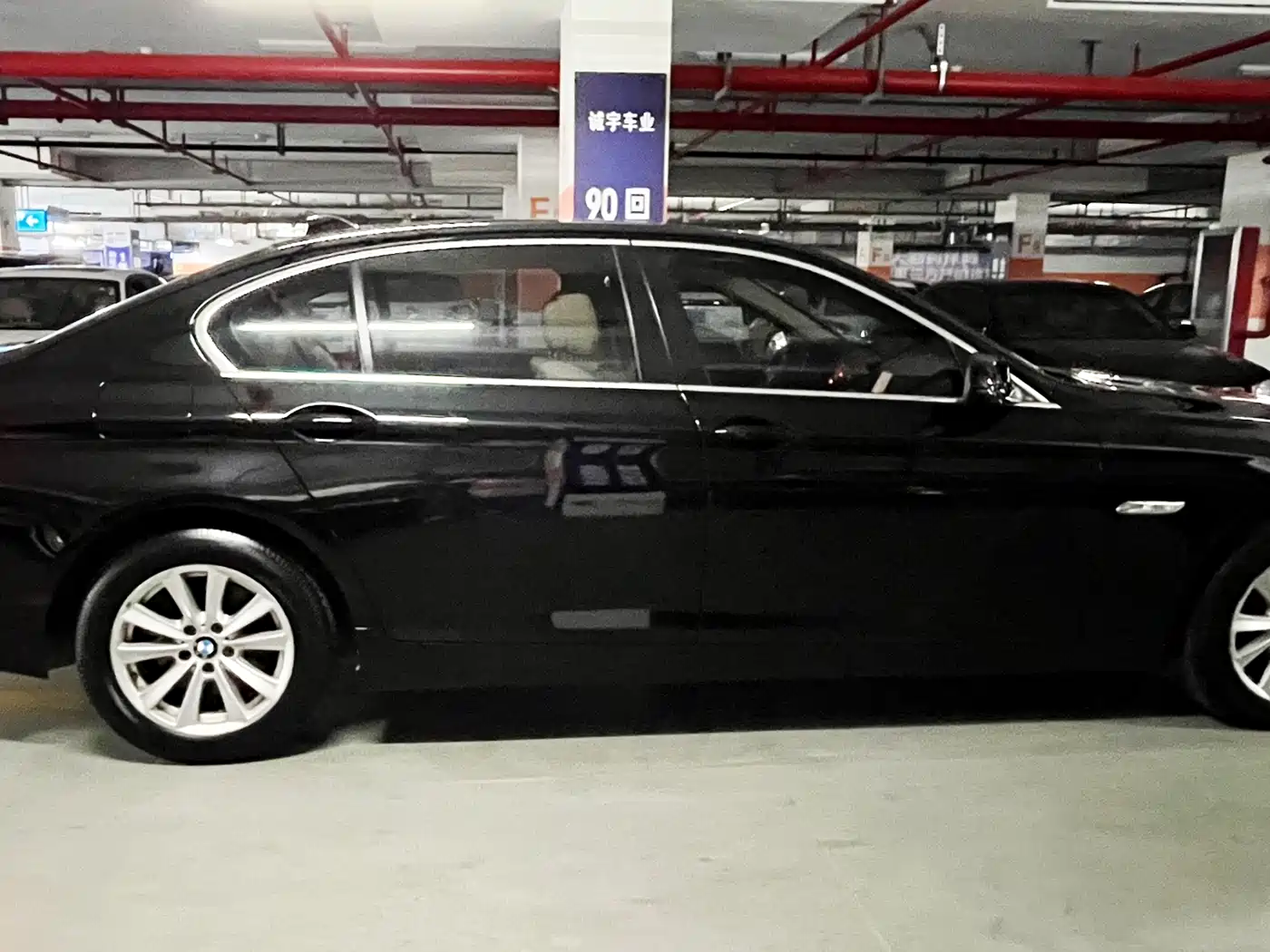 BMW 5 Series 2013 525Li Luxury фото 7