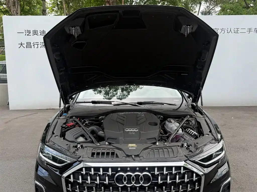 Audi A8 2025 A8L 50 TFSI quattro Exclusive Selection фото 8