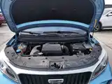 Фото 20 - Geely Vision X3