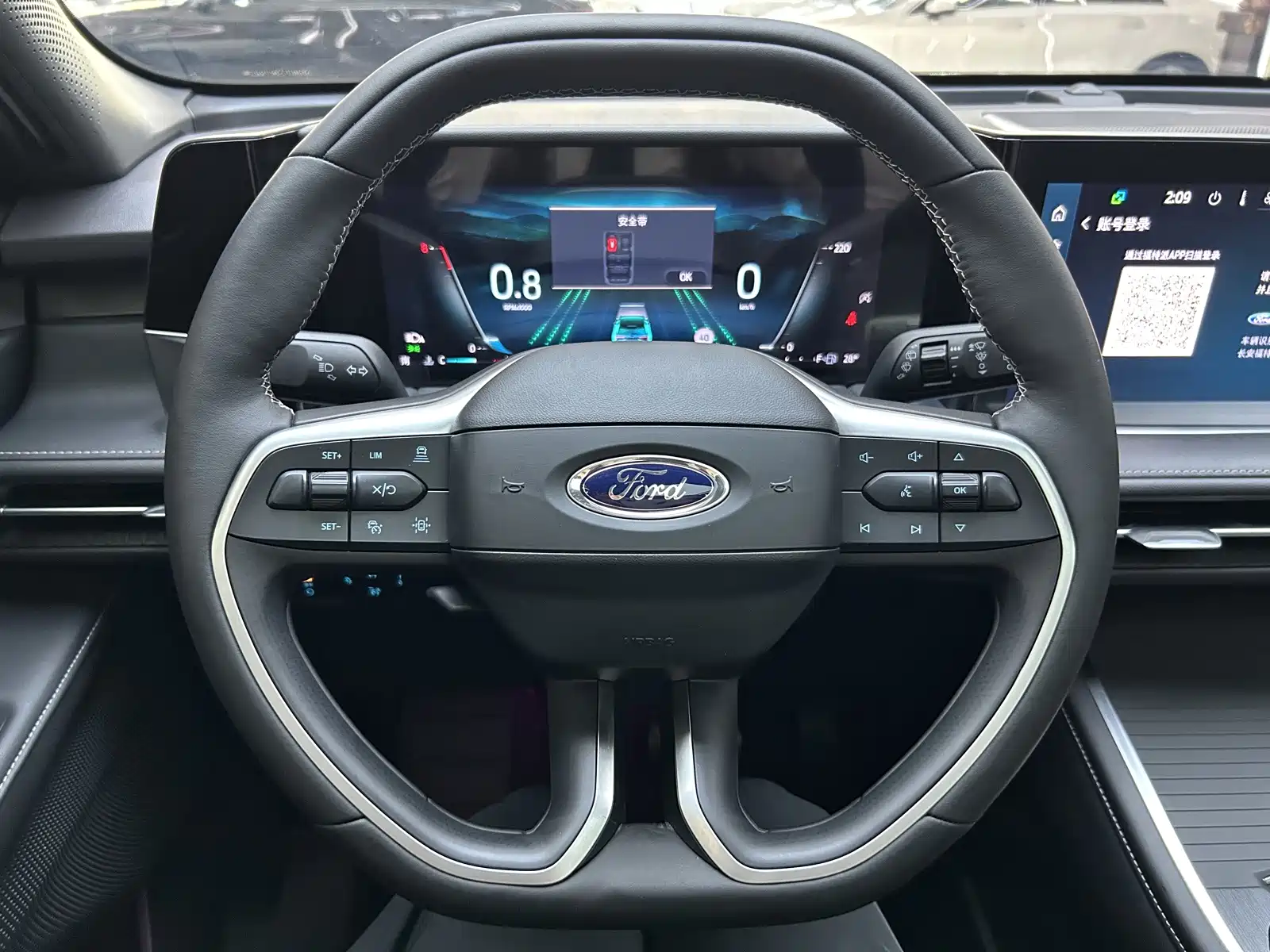 Фото 20 - Ford Edge