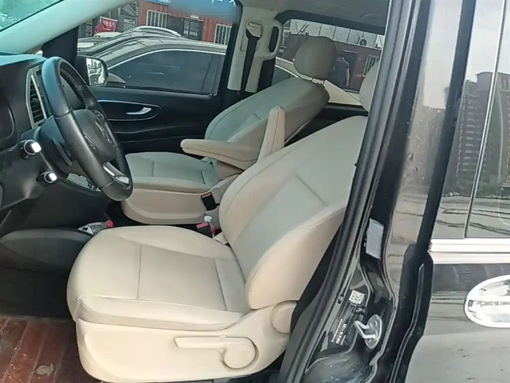 Mercedes-Benz Vito 2016 2.0T Business Edition фото 15