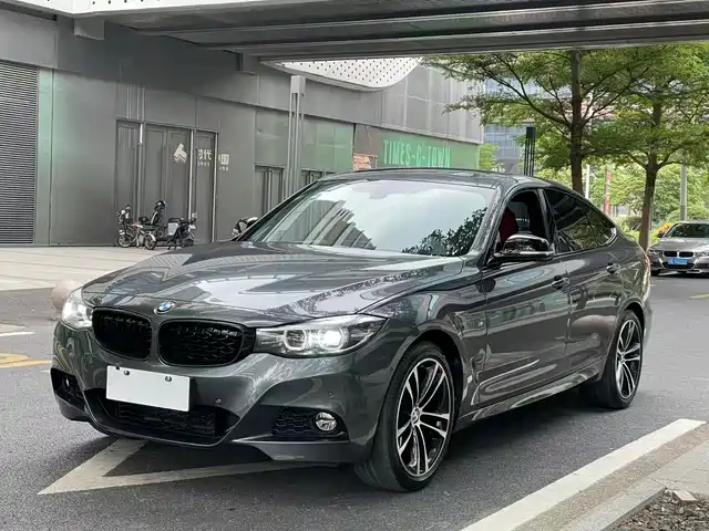  BMW BMW 3 Series GT 2019 330i xDrive M Sport Black Night Edition