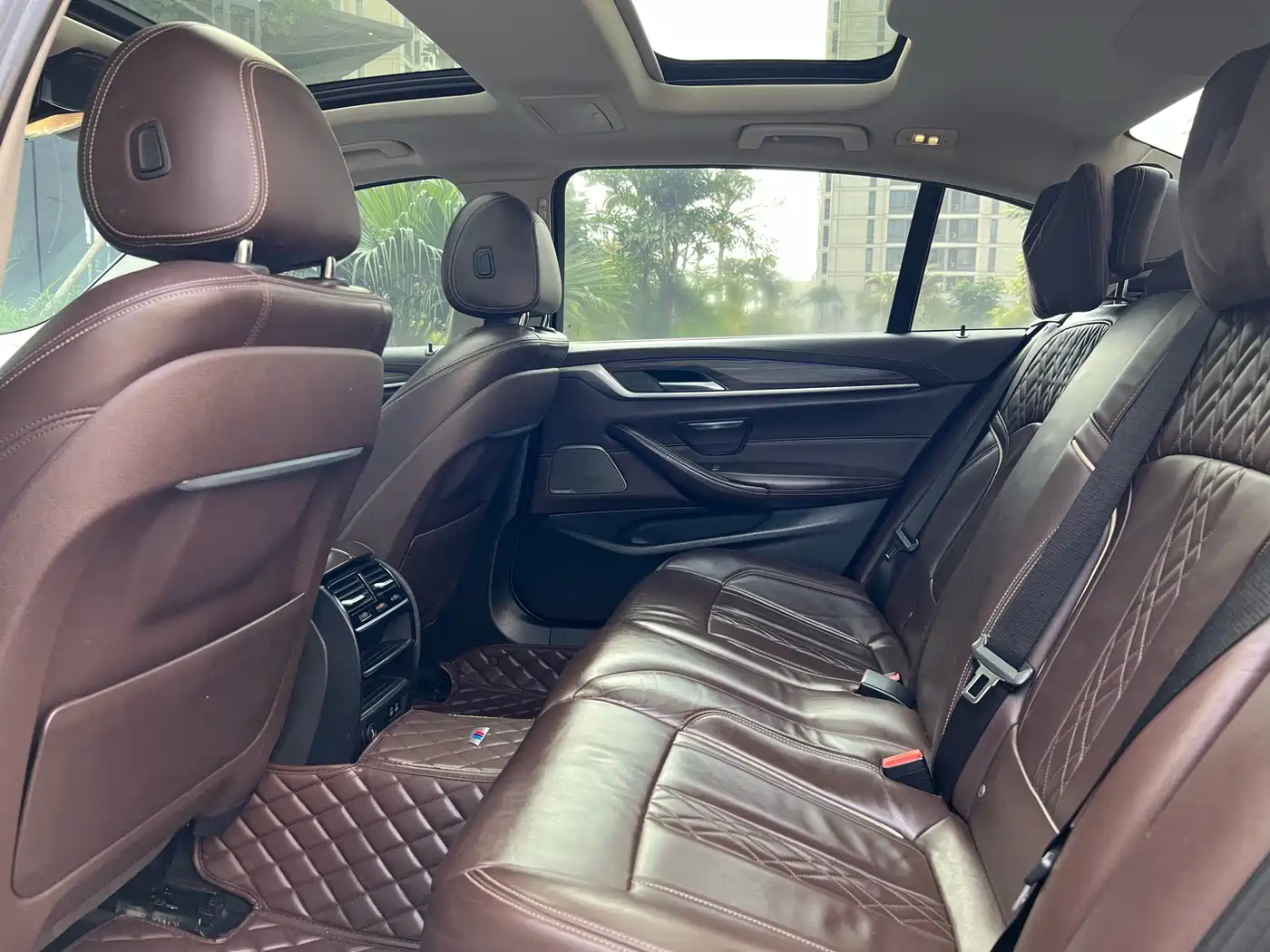 BMW 5 Series 2020 530Li Leading M Sport Package фото 15