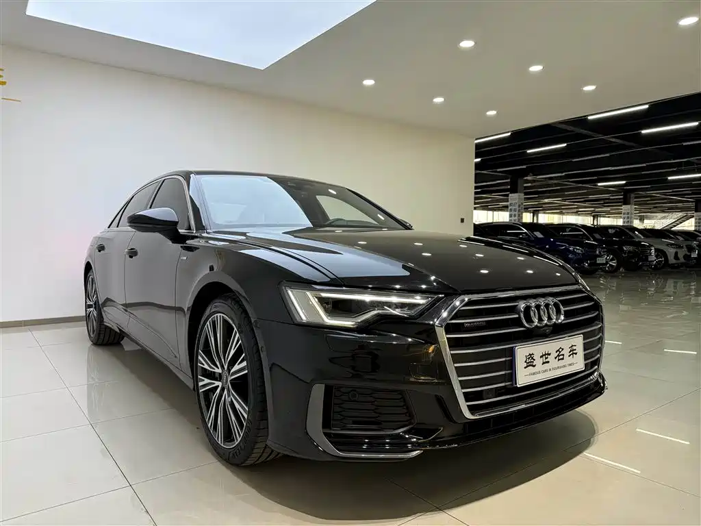 Audi A6L 2021 45 TFSI Exclusive Sport фото 4