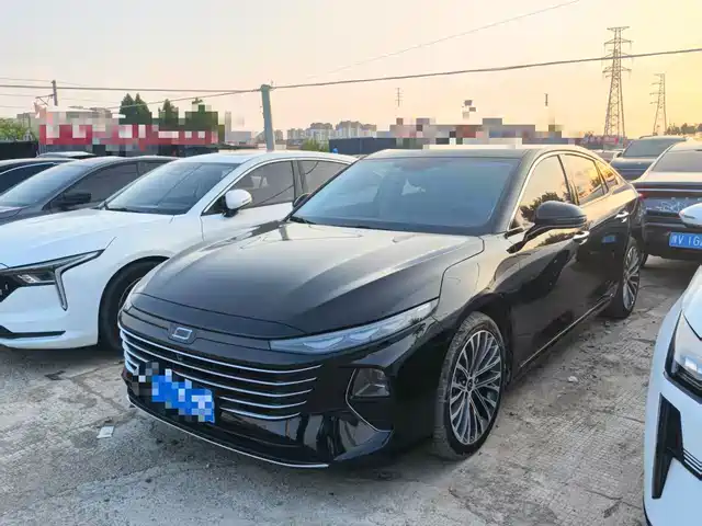 Bestune B70 Полёт дракона, 1.5T, Лидер