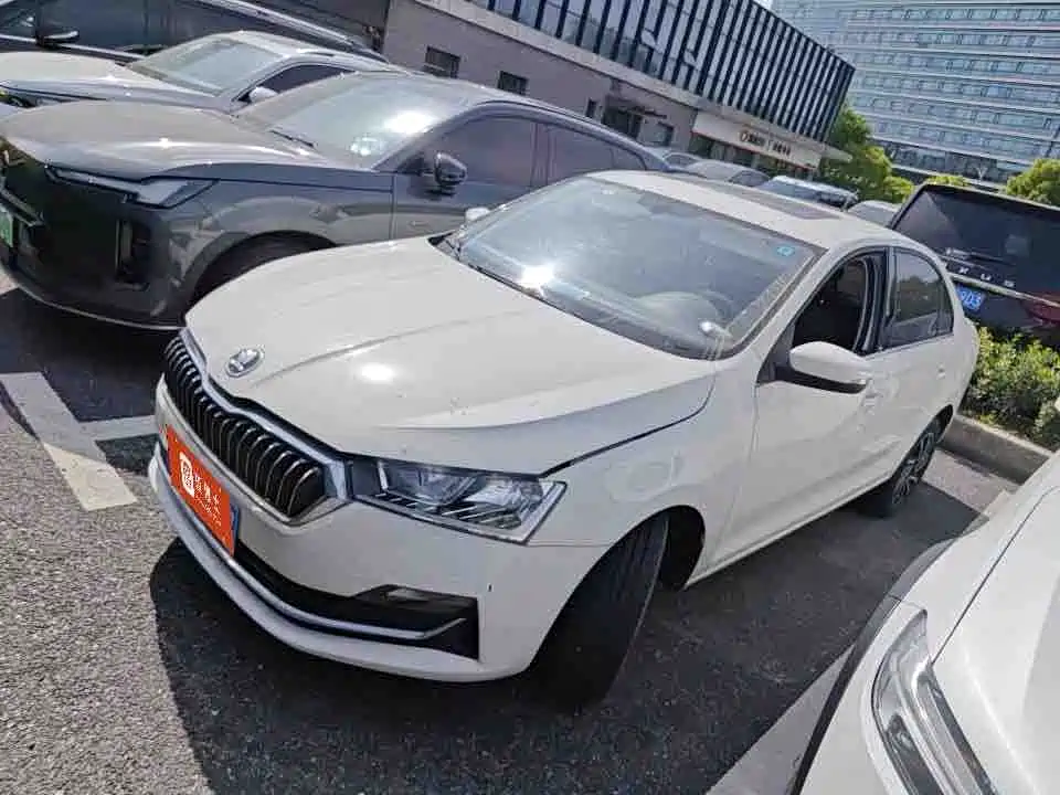 Škoda Rapid 2022 1.5L Automatic Comfort Edition