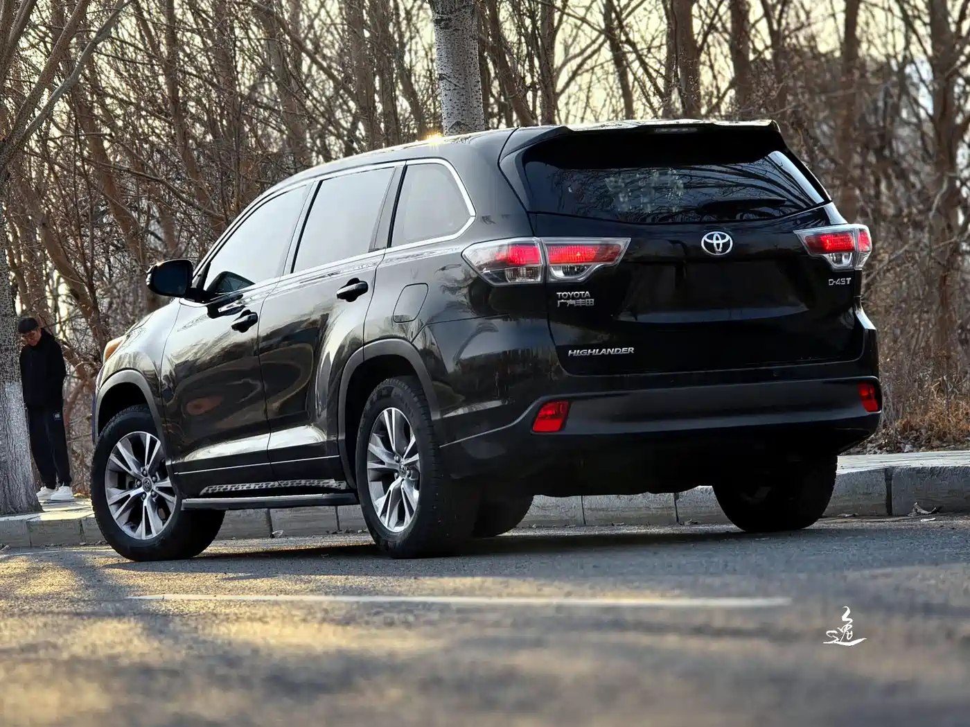 Toyota Highlander 2015 2.0T FWD Elite Edition 7-seater фото 5